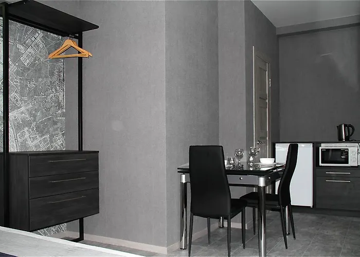 Solo Apartment Virmenska